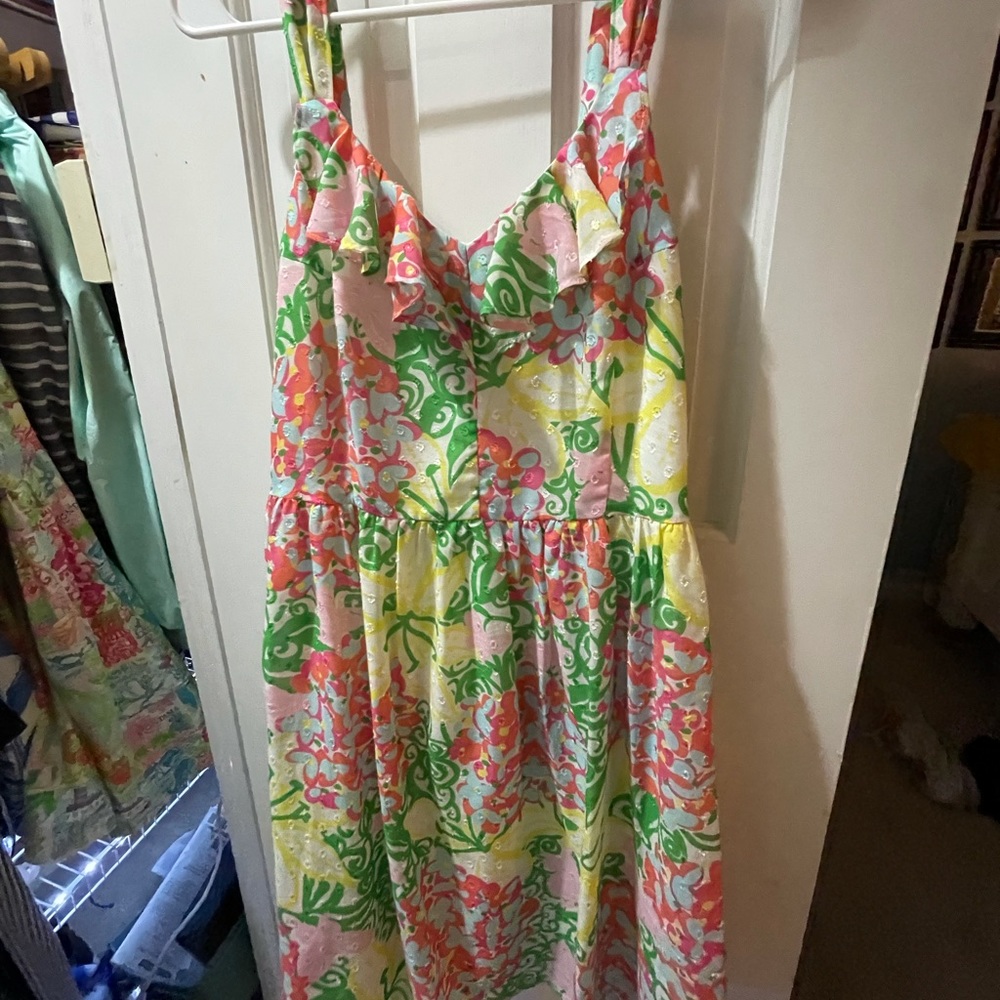 Lilly pulitzer floral dress